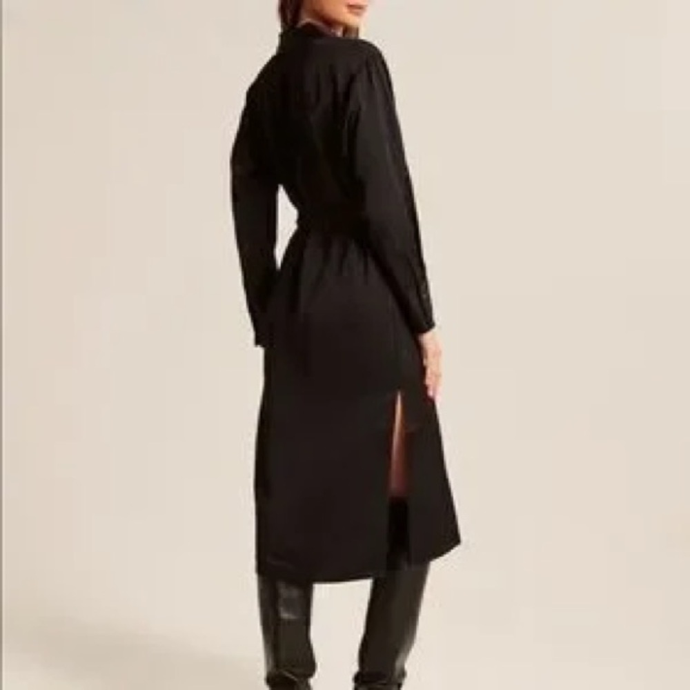 NWT - Abercrombie & Fitch Long-Sleeve Satin Midi Shirt Dress in Black - Size M - Picture 4 of 8